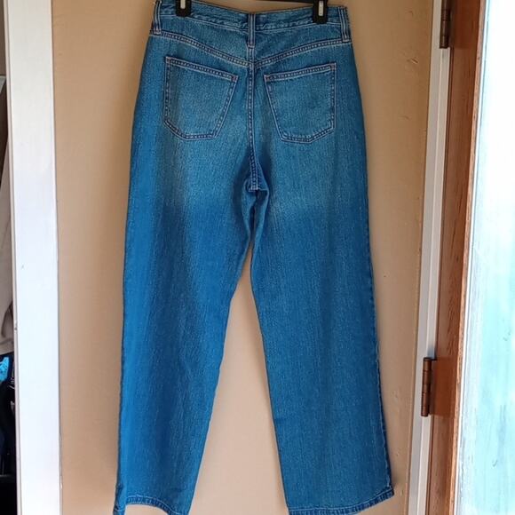 Universal Threads Relaxed Wide Leg Medium Wash Denim 100% Cotton Size 6/28R - Picture 6 of 9